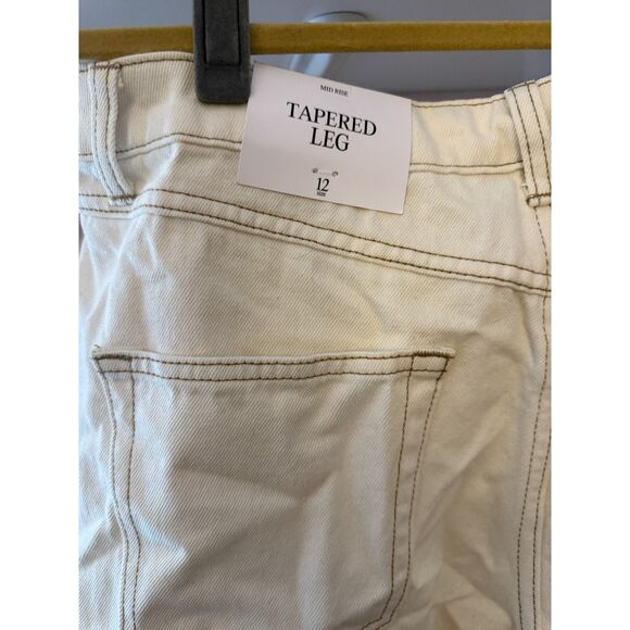 White asymmetrical waist slim barrel white/cream jeans Future Collective 12 NWT - Picture 4 of 6